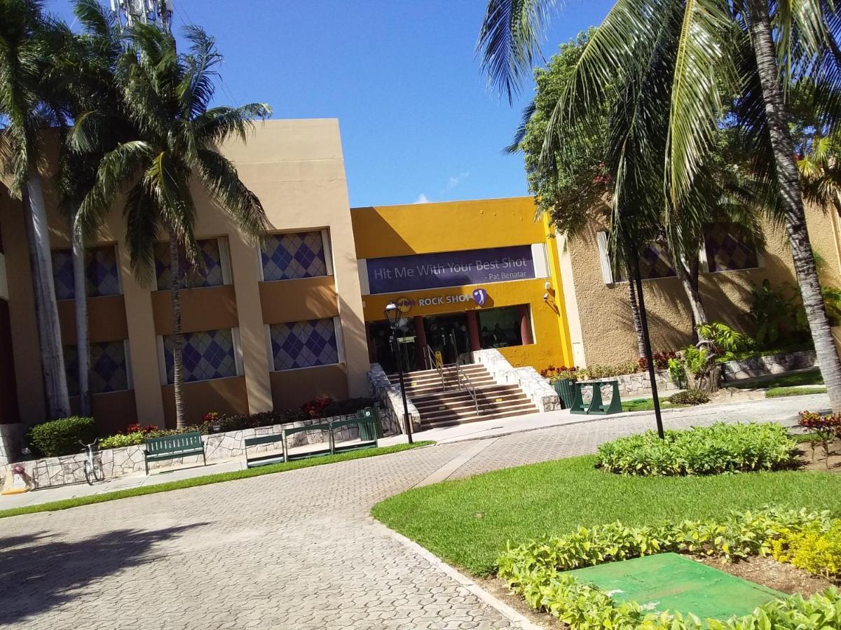Casa Rioja Playacar Acomodação com café da manhã Playa del Carmen Exterior foto